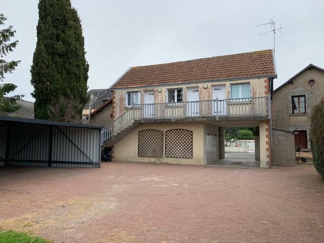 Le Saint Pierre Hotel Chemille-en-Anjou Kültér fotó